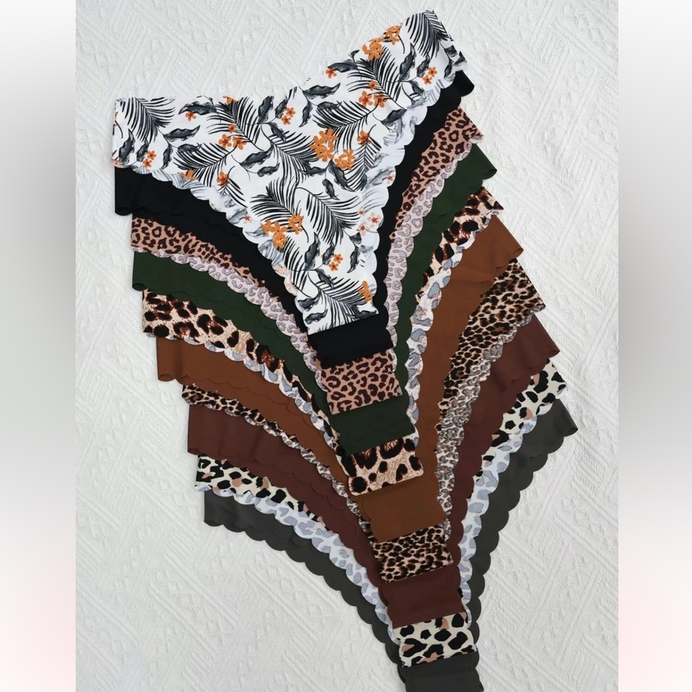 Womens Cheeky Panties